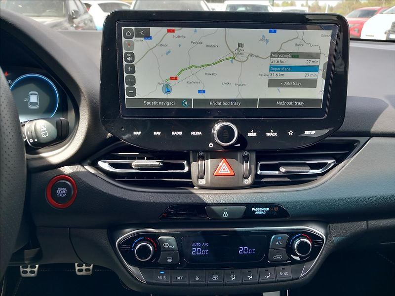 Hyundai i30 1,5 T-GDi N-LINE - fotka 10 z 26