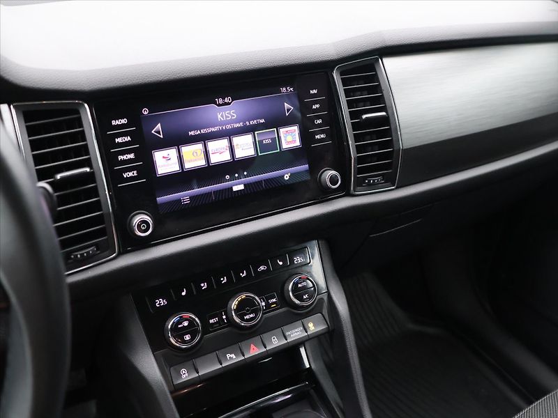 Škoda Kodiaq 2,0 TDI 110kW 4x4 DSG CZ - fotka 22 z 34