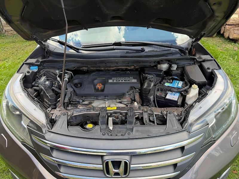 Honda CR-V (2013) - fotka 35 z 36
