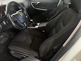 Volvo V60 (2016) 2.0D, ČR, AC, tempo, park - náhled 9