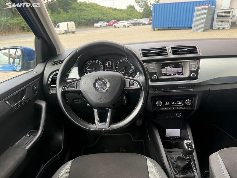 Škoda Fabia (2014) 1.4TDI, 66kw Původ ČR - fotka 16 z 20