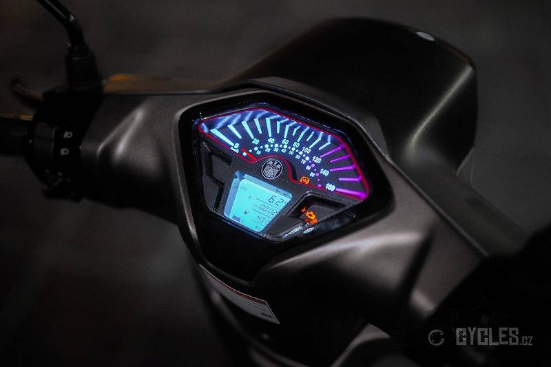 Keeway (2026) Sixties 300i - fotka 13 z 15