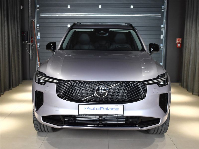 Volvo XC90 (2026) 2,0 T8  Plus Dark - fotka 34 z 35