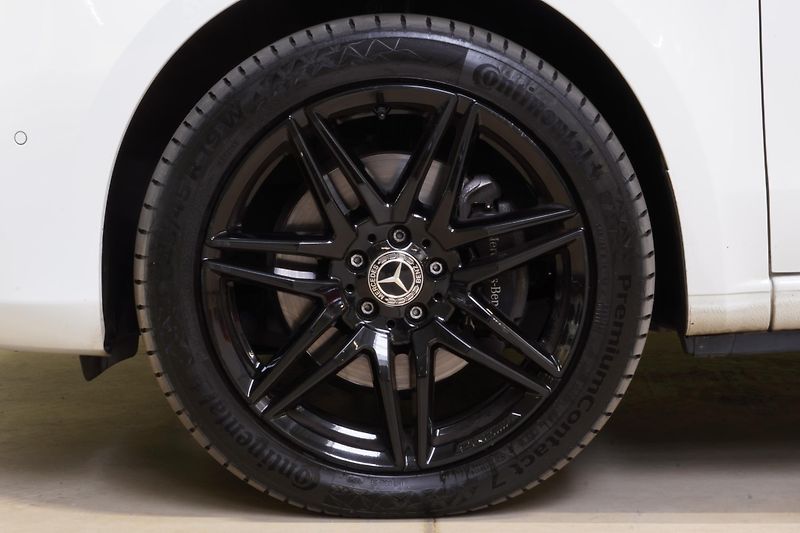 Mercedes-Benz Třídy V 300d 4M,ČR,1.M,EXCLUSIVE,PANO - fotka 14 z 41