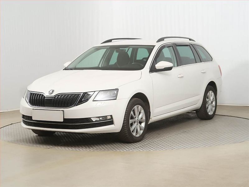 Škoda Octavia (2017) Ambition Plus 1.6 TDI - fotka 2 z 14