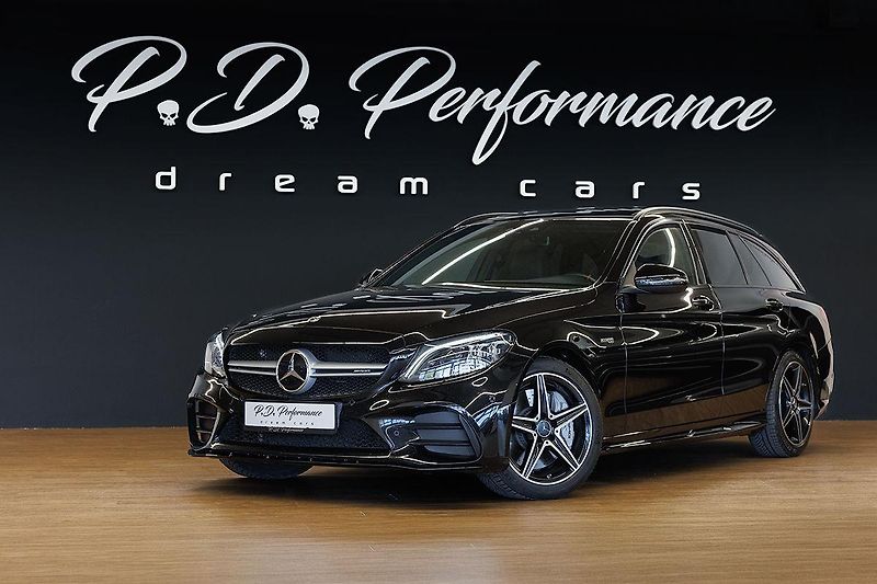 Mercedes-Benz Třídy C (2019) C43 AMG T V6 Biturbo - fotka 3 z 43