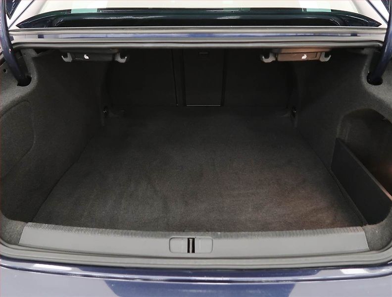 Volkswagen CC (2016) 2.0 TDI, Serv.kniha, Navi - fotka 14 z 22