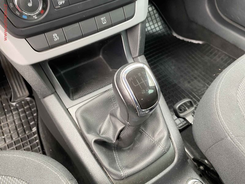 Škoda Yeti (2012) 1.4 TSi, Ambition - fotka 16 z 17
