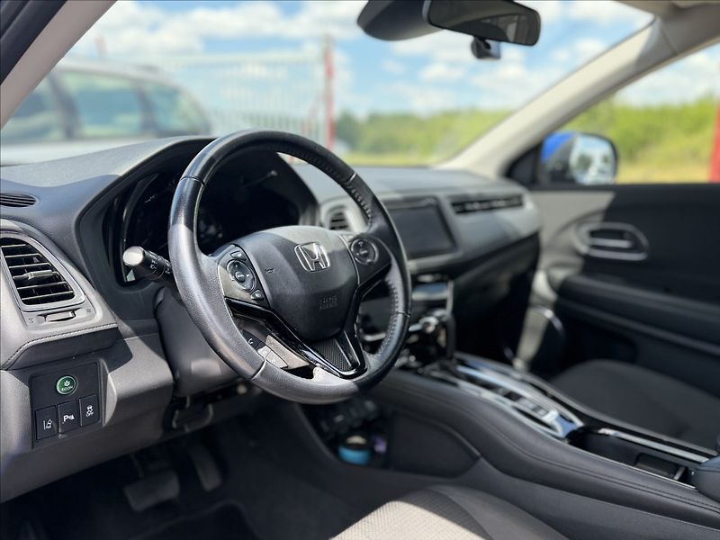 Honda HR-V 1,5 i-VTEC 96kW AUTOMAT TZ - fotka 10 z 27