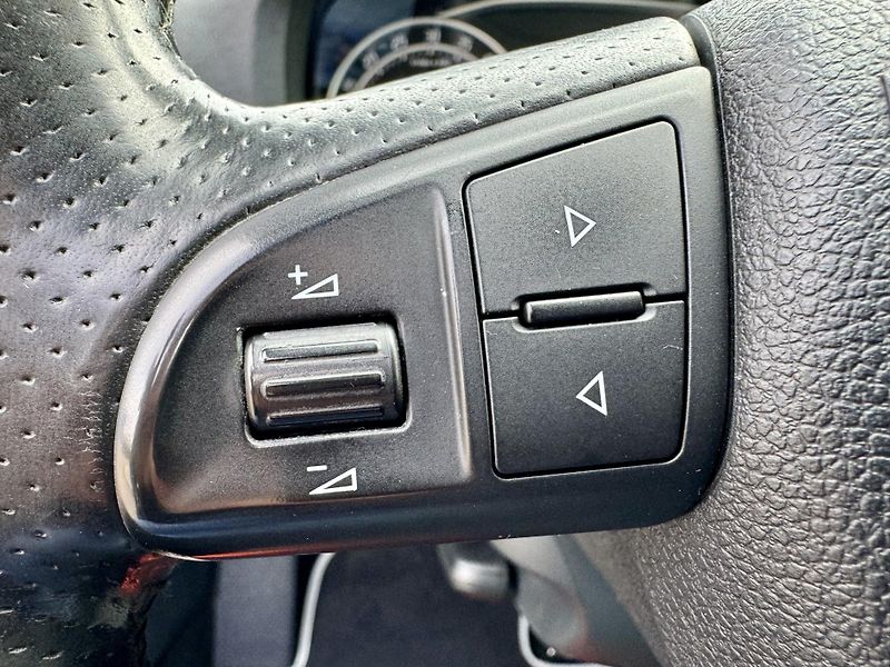 Škoda Octavia (2011) RS 2.0 TDI 125 kW - fotka 11 z 18
