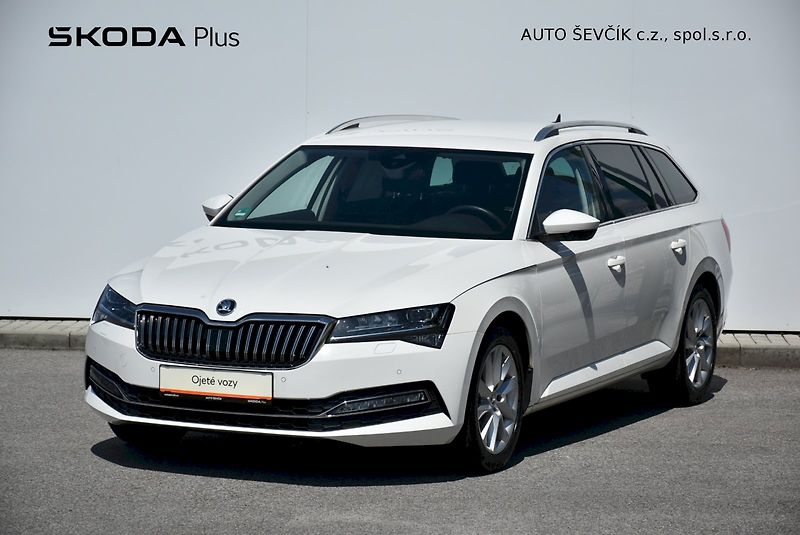 Škoda Superb (2019) Style 2.0 TDI 140kW DSG - fotka 1 z 34