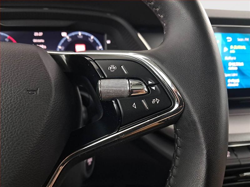 Škoda Octavia (2023) Ambition 2.0 TDI, ČR,1.maj - fotka 16 z 18