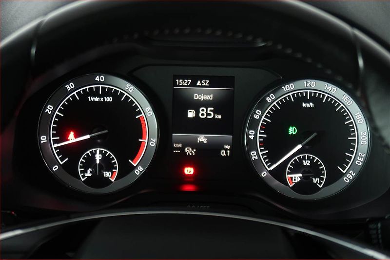 Škoda Karoq (2021) Style 1.5 TSI - fotka 11 z 20