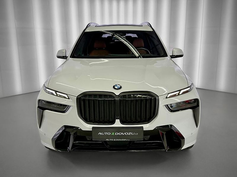 BMW X7 40d xDrive M-PAKET EXCLUSIV PR - fotka 3 z 44