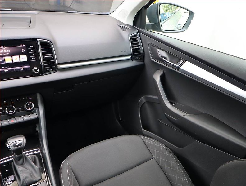 Škoda Karoq (2018) 1.5 TSI, Automat, Tempomat - fotka 8 z 16