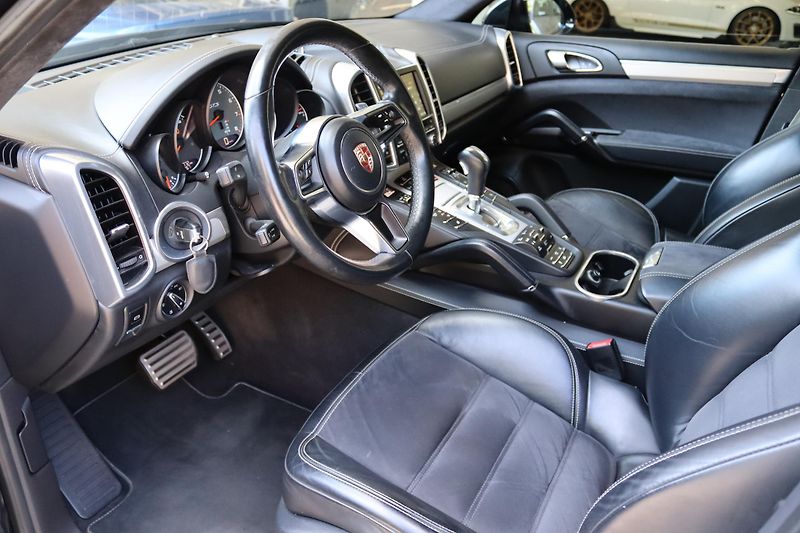 Porsche Cayenne GTS 3.6 V6 324kW 4x4 - fotka 21 z 50
