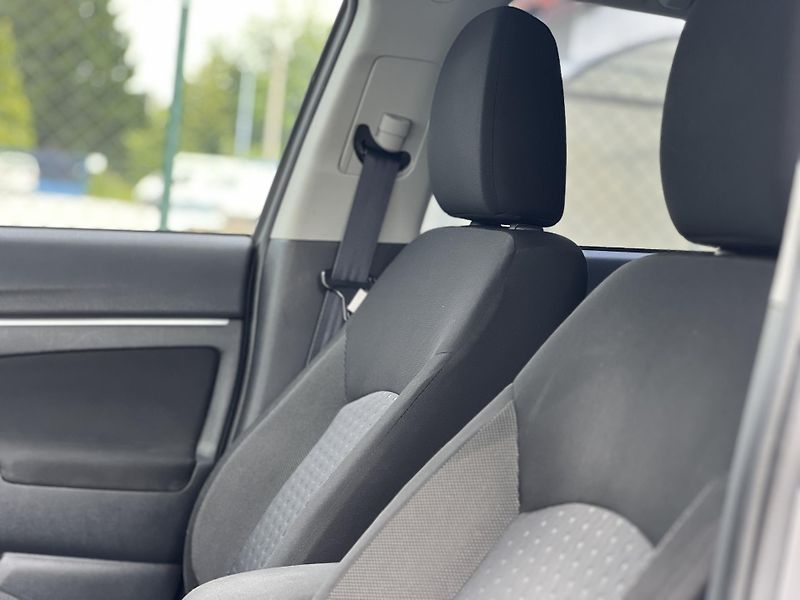 Mitsubishi ASX 1.8DI-D 4x4 KLIMA TEMPOMAT ALU - fotka 8 z 39