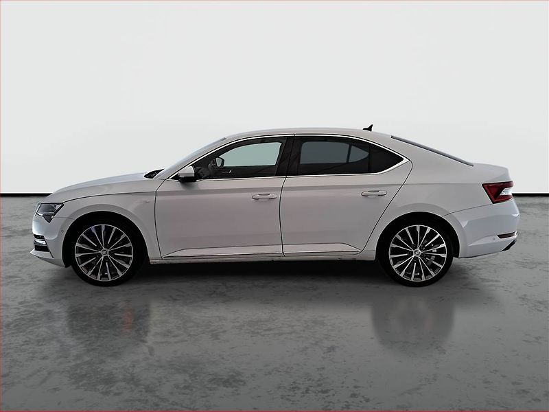 Škoda Superb (2023) Laurin&Klement 2.0 TDI - fotka 3 z 21