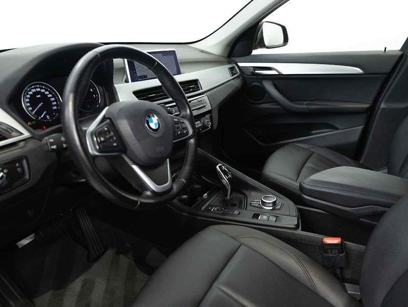 BMW X1 xDrive20i - fotka 11 z 22