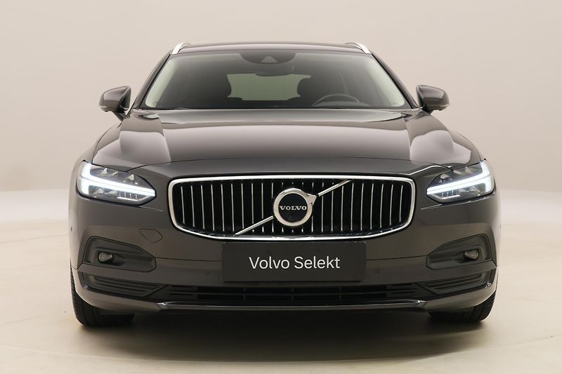 Volvo V90 B4 MOMENTUM AUT REZERVACE - fotka 16 z 48