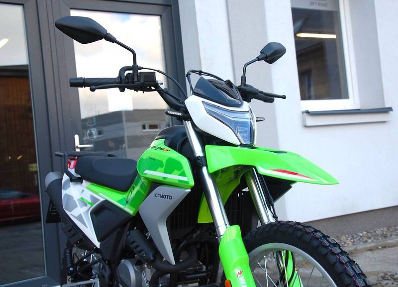 CFMOTO (2026) 250 Dual Sport - GREEN - fotka 13 z 25