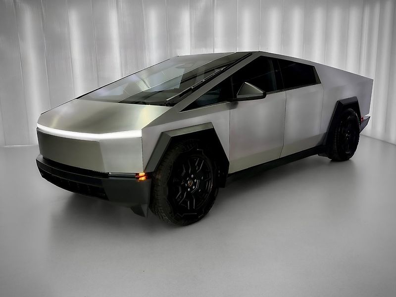 Tesla Ostatní AWD 438 KW FOUNDATION SERIES, - fotografie inzerátu