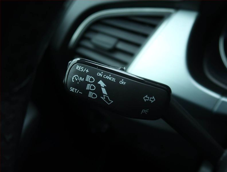 Škoda Fabia (2018) Ambition Plus 1.0 TSI - fotka 15 z 16