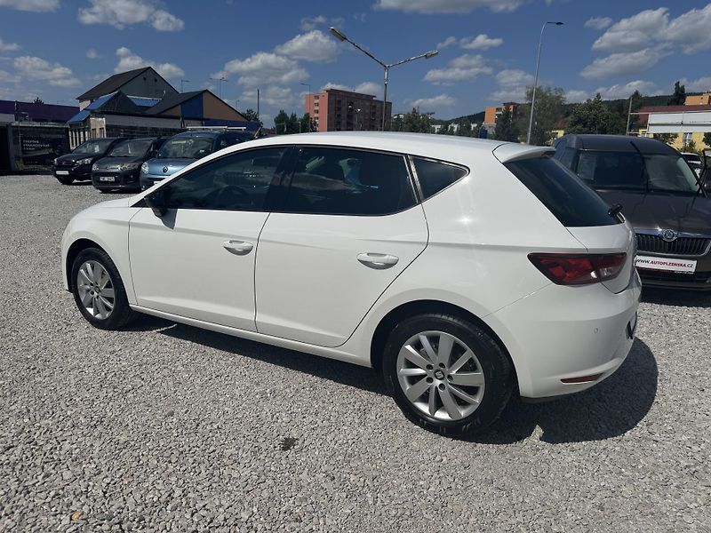 Seat Leon (2016) 1.2TSi,rezervace - fotka 8 z 38