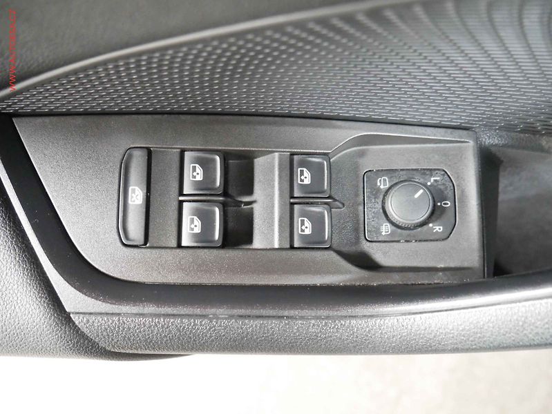 Škoda Octavia (2022) 2.0 TDi 4x4, 1.maj,ČR, Style - fotka 20 z 21