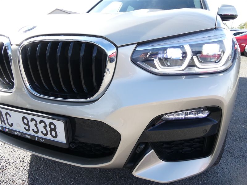 BMW X3 3,0 xDrive30d M-SPORT,2x kola - fotka 5 z 54