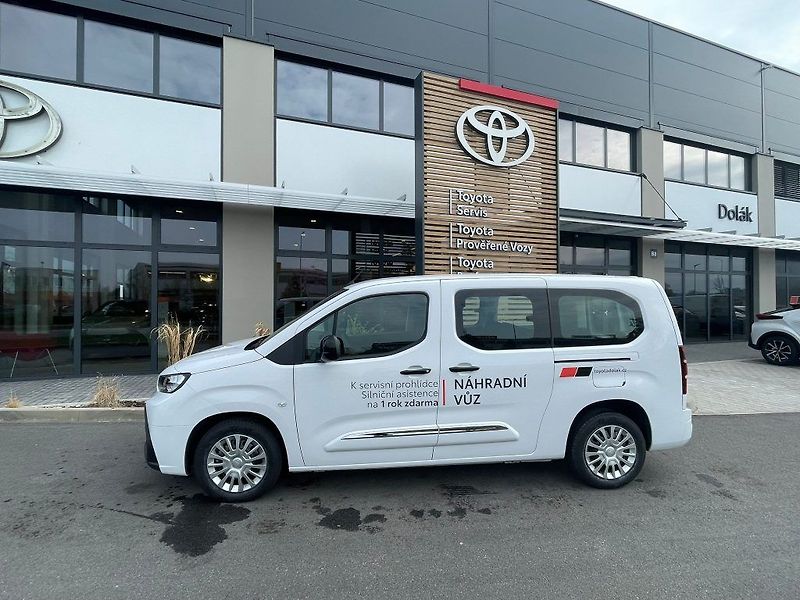 Toyota ProAce City Verso 1.5 L D manuál - fotka 3 z 29