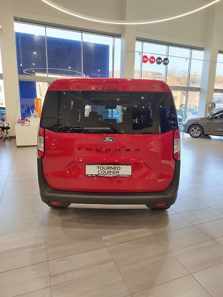 Ford Tourneo Courier (2025) 1,0 EcoBoost 92 kW/125 koní, 7 - fotka 5 z 21