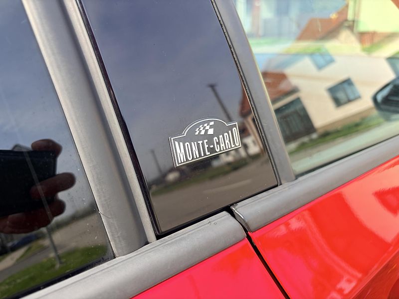 Škoda Rapid 1.6TDI DSG MONTE CARLO - fotka 8 z 35