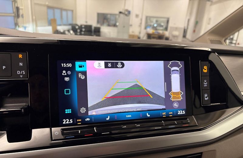 Volkswagen Multivan TDI Life Long Kam ACC El. dveř - fotka 11 z 12
