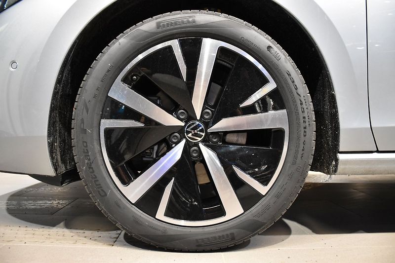 Volkswagen Passat 1.5 eTSI Masáže Matrix NezTope - fotka 7 z 26