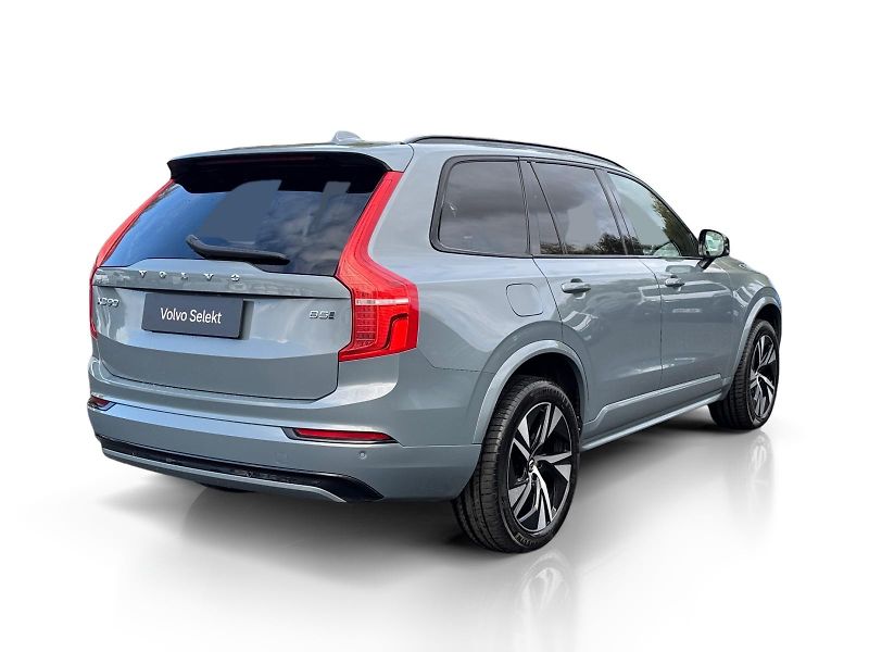 Volvo XC90 B5 AWD(nafta) R-DESIGN+ kola  - fotka 6 z 39