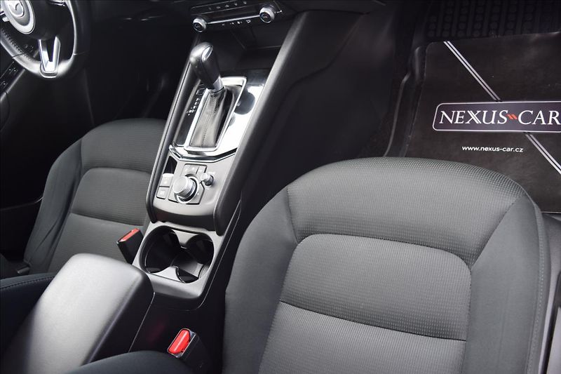 Mazda CX-5 2,2 d 110KW AUTOMAT TAŽNÉ ALU - fotka 23 z 50