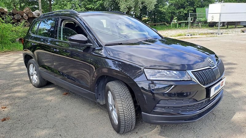 Škoda Karoq 1.6TDi Elegance NAVI - fotka 3 z 29