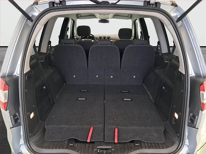 Ford Galaxy (2013) 2.0 TDCi, Automat, 7 míst - fotka 14 z 18