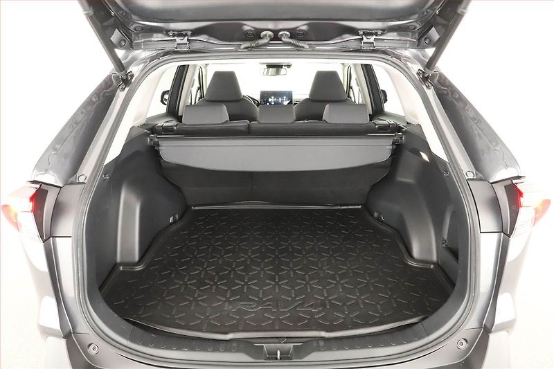 Toyota RAV4 (2023) Comfort 2.5 Hybrid - fotka 16 z 17
