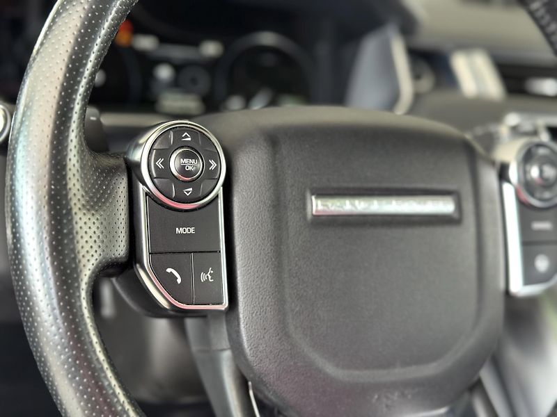 Land Rover Range Rover Sport 3,0SDV6 HSE*225kW*REZERVACE! - fotka 31 z 46