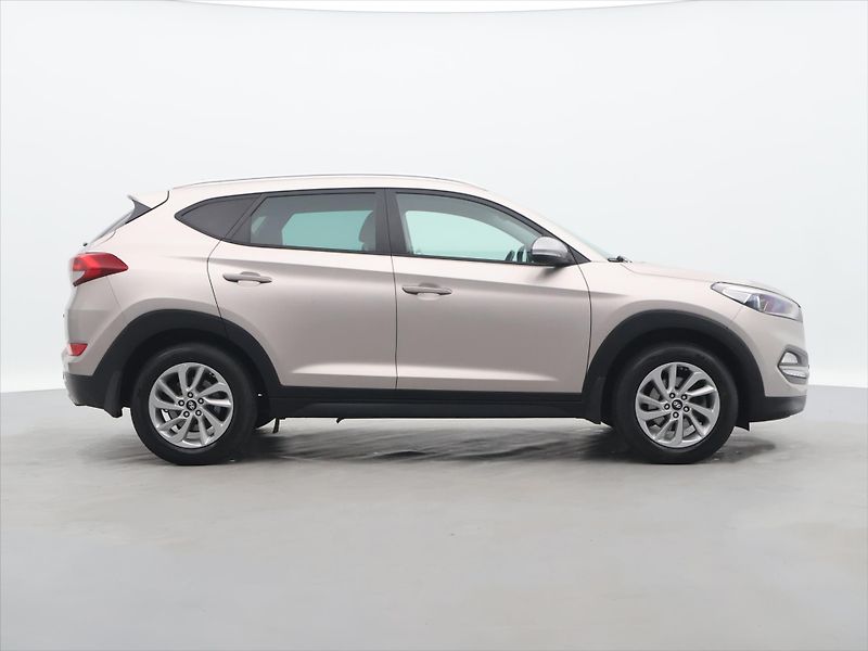Hyundai Tucson 1,6 T-GDI 130kW Best of Czech - fotka 8 z 29