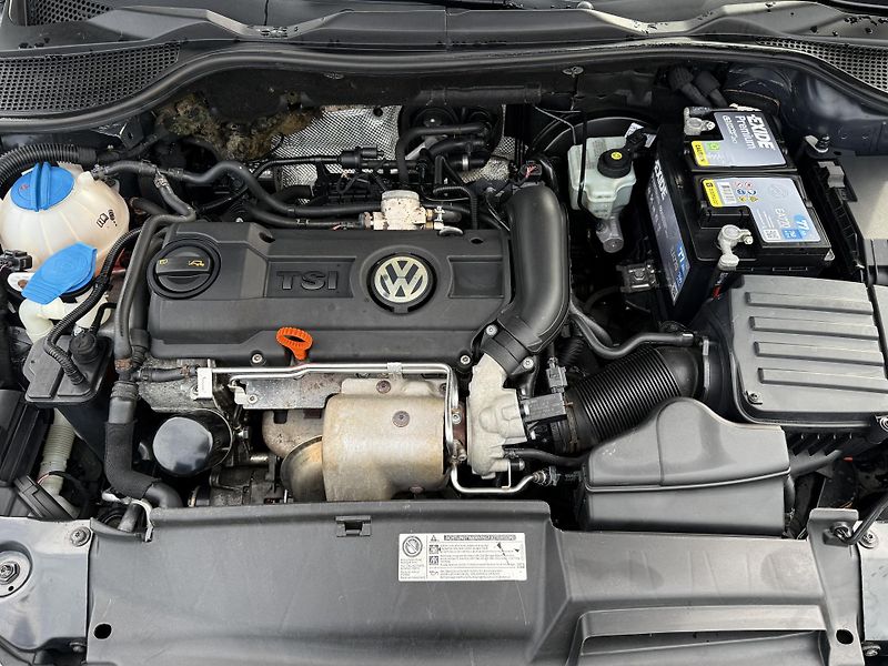 Volkswagen Scirocco 1,4 TSI 90kW  - fotka 6 z 36