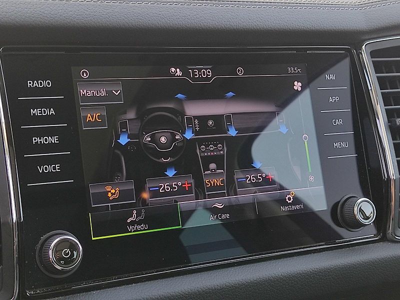 Škoda Kodiaq (2022) Ambition 2,0 Tdi 110 Kw DSg Pa - fotka 17 z 38