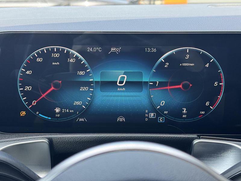 Mercedes-Benz GLB (2022) 200d 4Matic Progressive, DPH   - fotka 28 z 46
