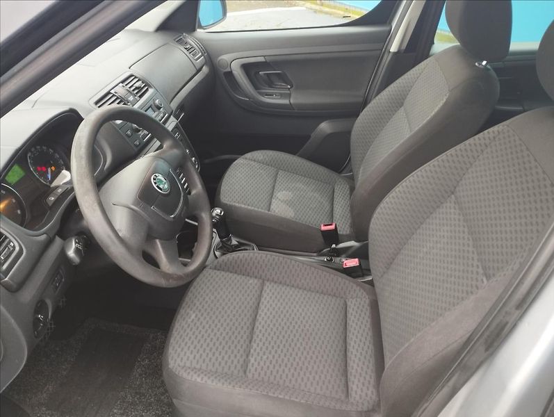 Škoda Roomster 1,2 77KW DSG - fotka 7 z 17