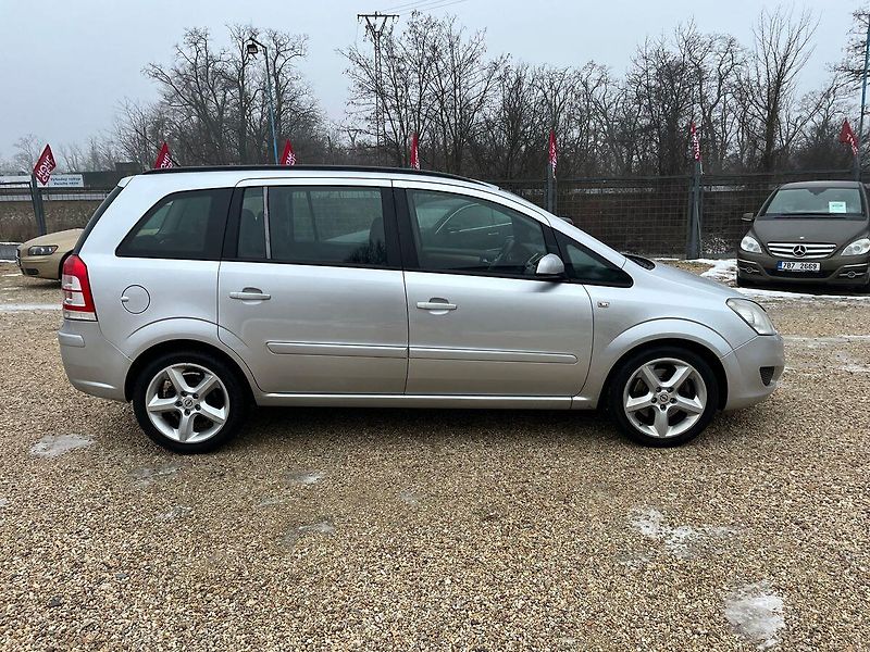 Opel Zafira 1.9cdti 88kw+7.míst - fotka 7 z 29