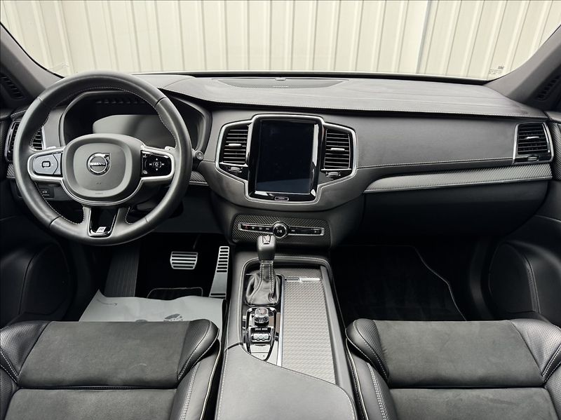 Volvo XC90 2,0 T6 AWD Drive-E 2.0L R-Desi - fotka 26 z 50
