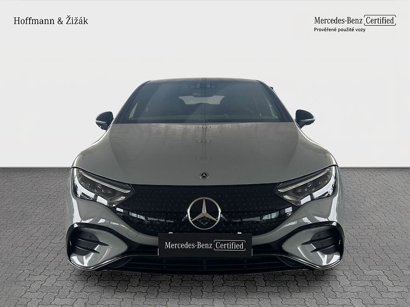 Mercedes-Benz EQE 350 4M Electric Art Edition - fotka 2 z 15