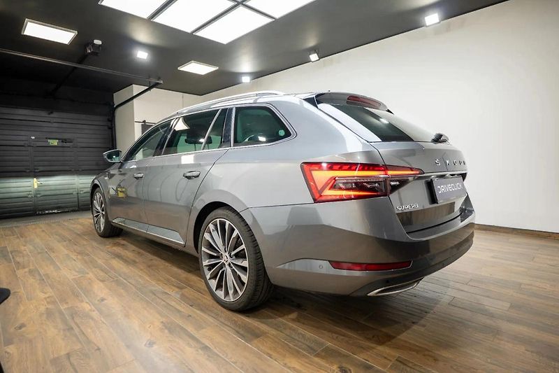 Škoda Superb 2.0 TDI 147 kW 4x4 L&K - fotka 6 z 38